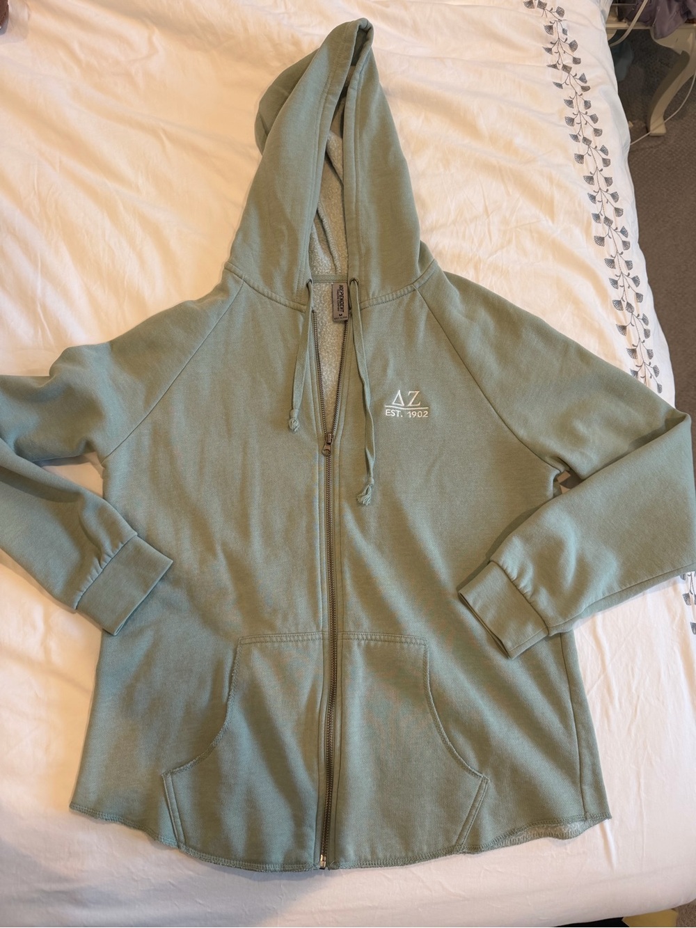 Delta Zeta Green Zipup Hoodie size M
